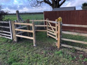 New kissing gate